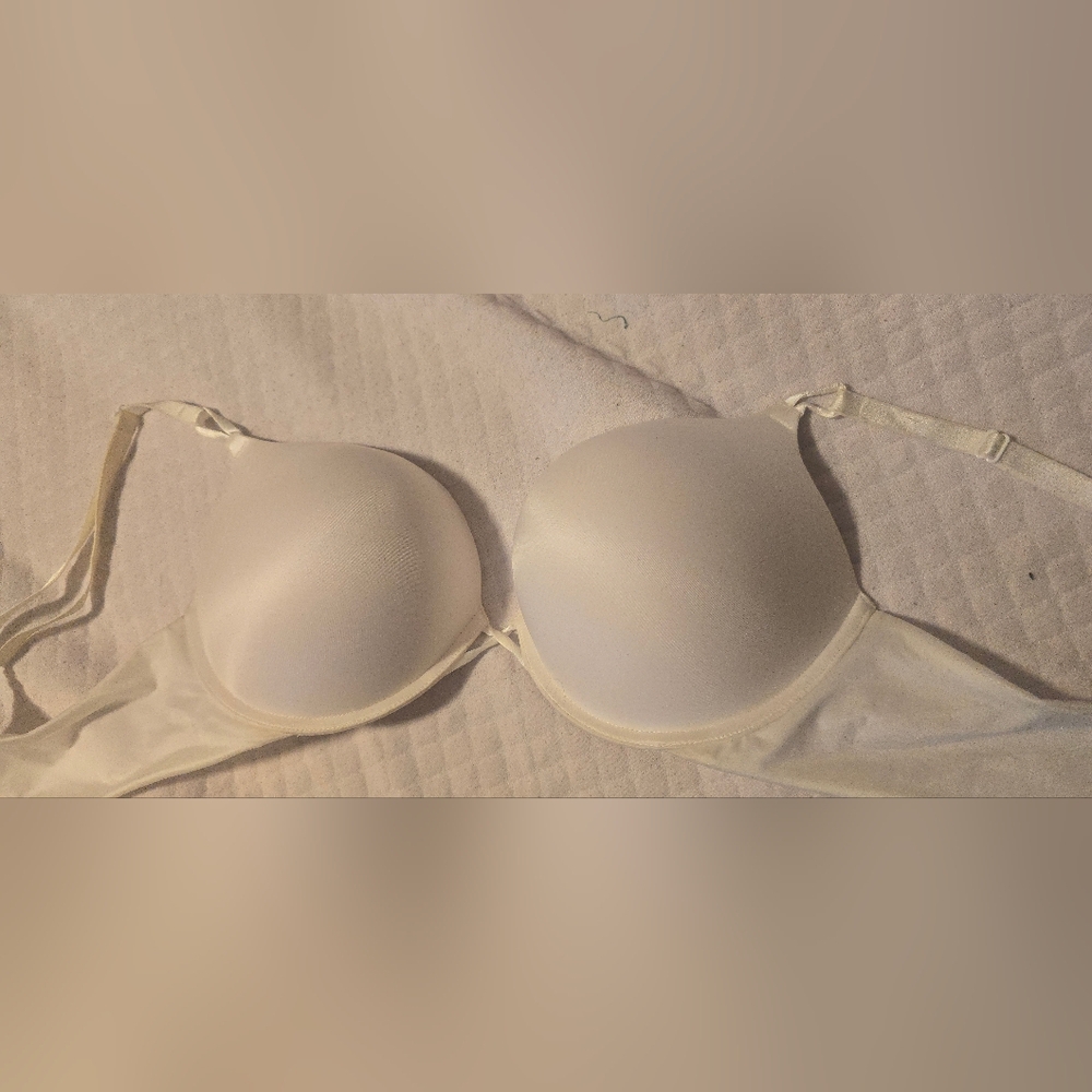 Victoria's Secret  Bombshell Add-2-Cups Smooth Push-Up Bra

 Cream
